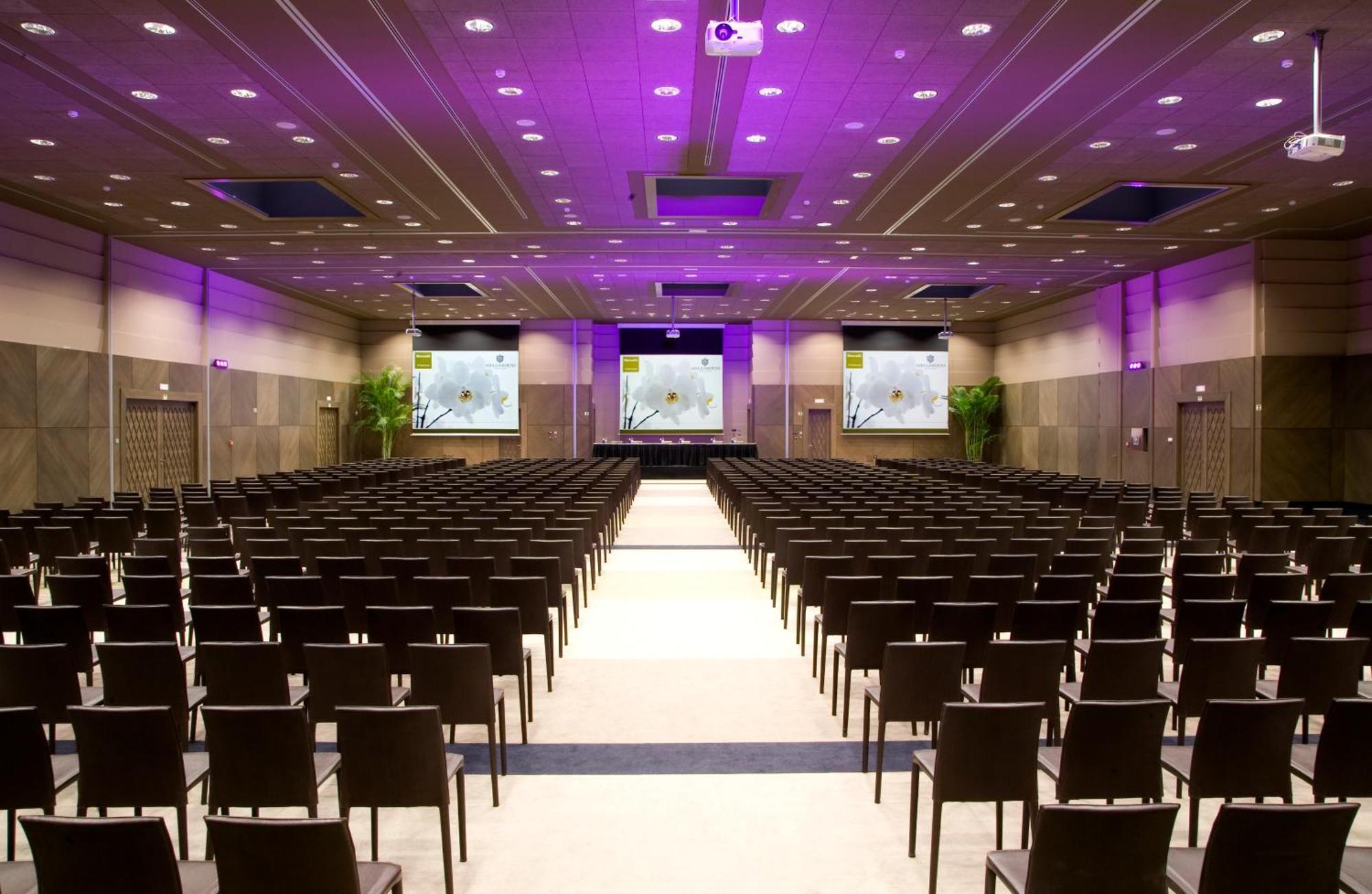 פינסטראט Asia Gardens Hotel & Thai Spa, A Royal Hideaway Hotel מראה חיצוני תמונה The main conference room