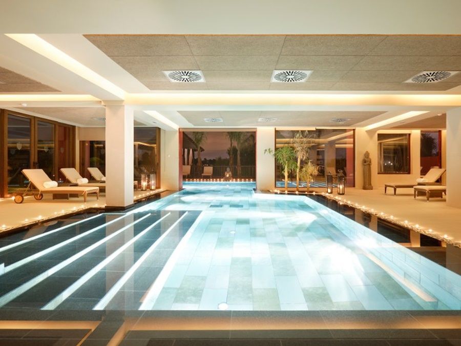 פינסטראט Asia Gardens Hotel & Thai Spa, A Royal Hideaway Hotel מראה חיצוני תמונה The swimming pool at the hotel